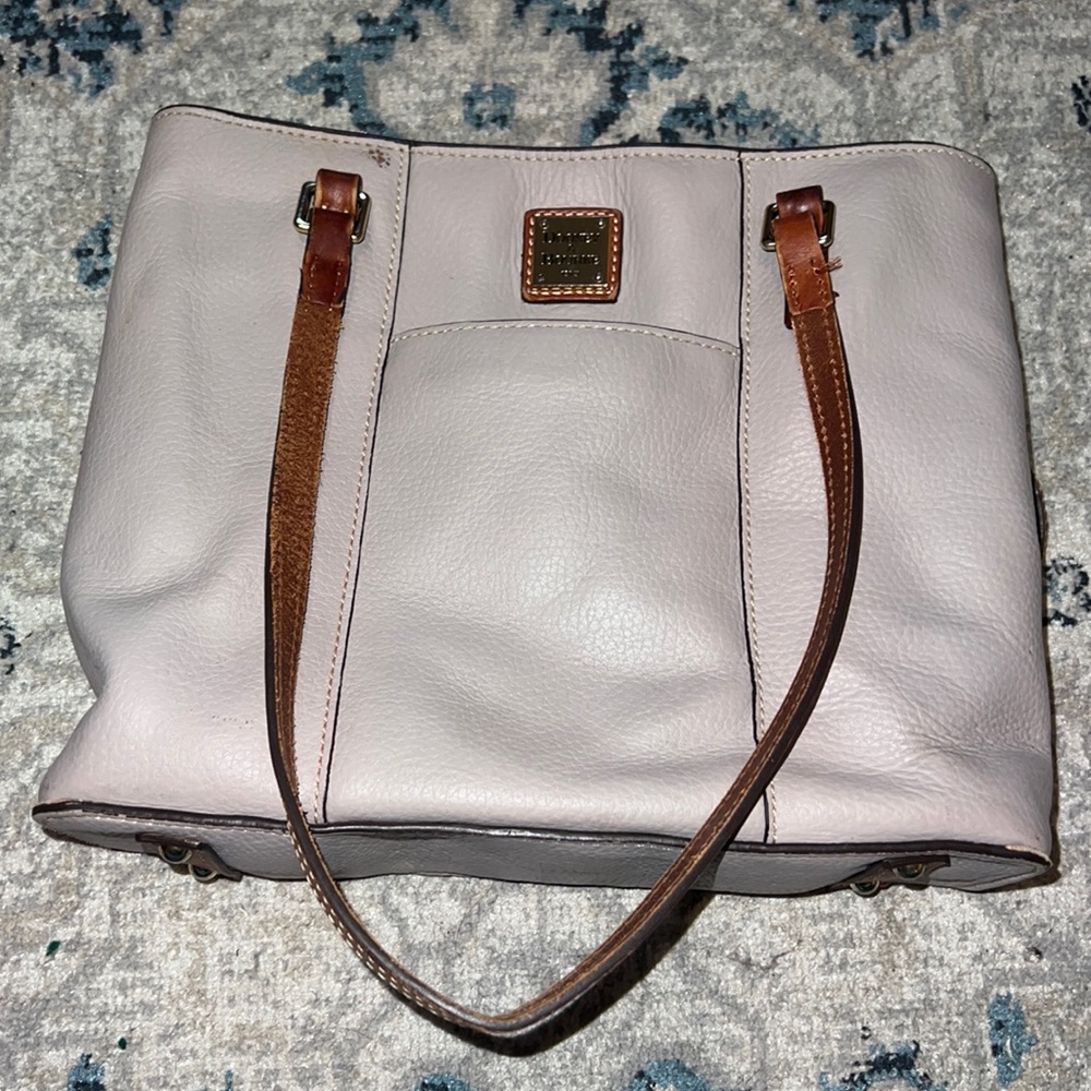 Dooney and Burke Purse!!